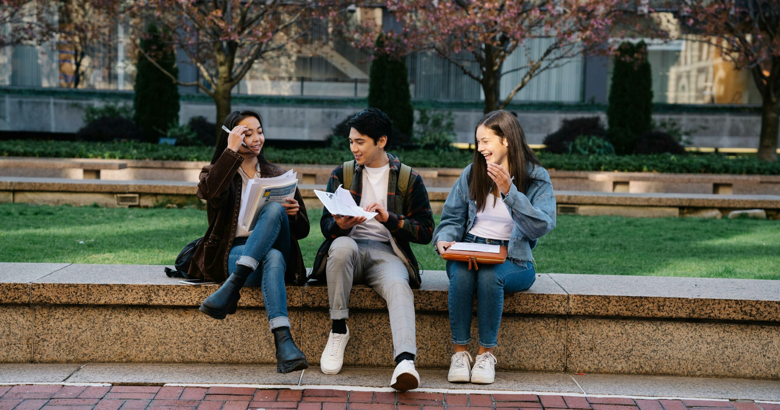 MBA Développement organisationnel et GRH étudiants Emis business school paris